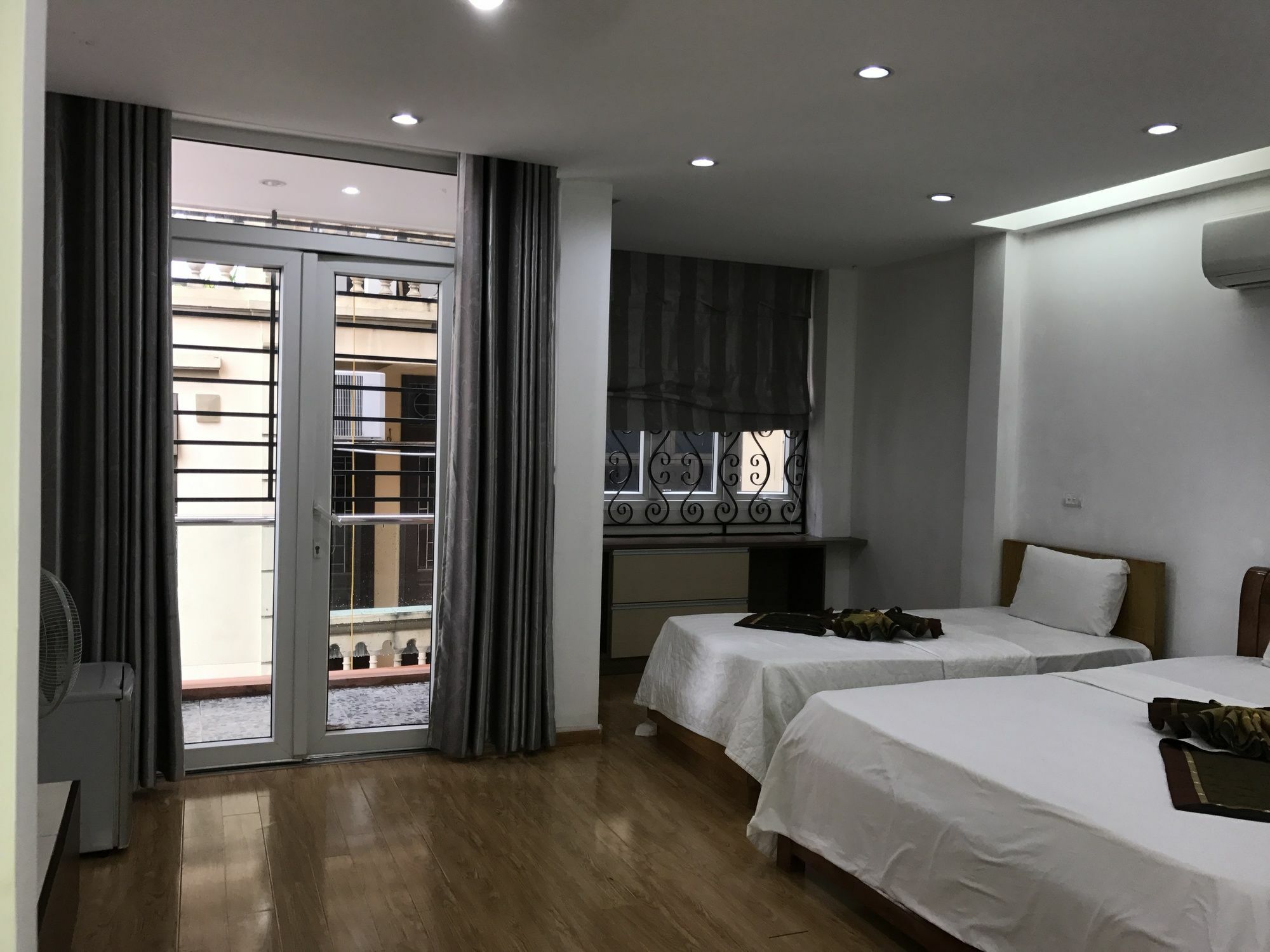 Hanoi Light Hostel Екстер'єр фото